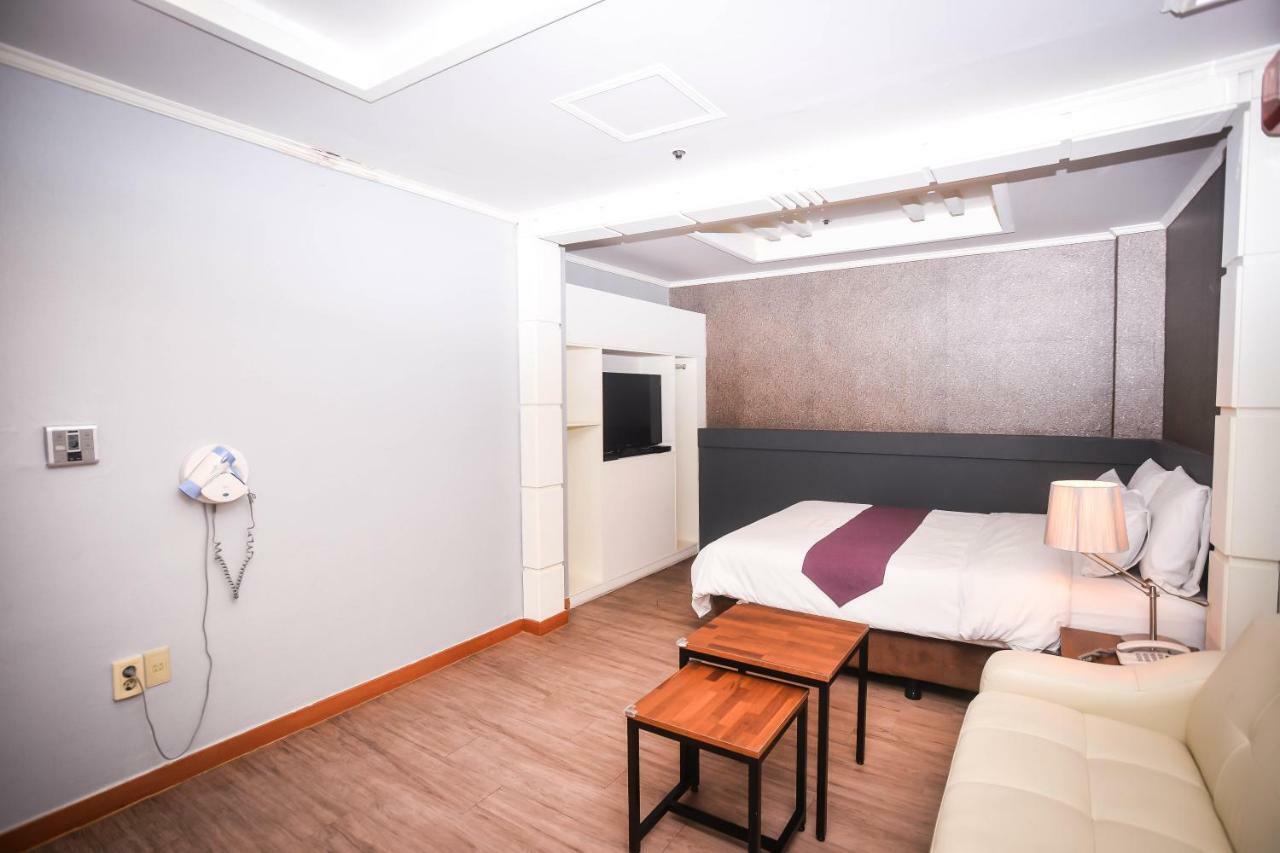 Hotel Noblesse Seul Exterior foto