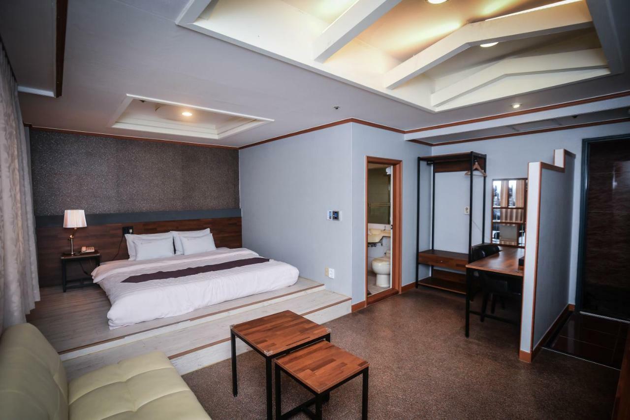 Hotel Noblesse Seul Exterior foto
